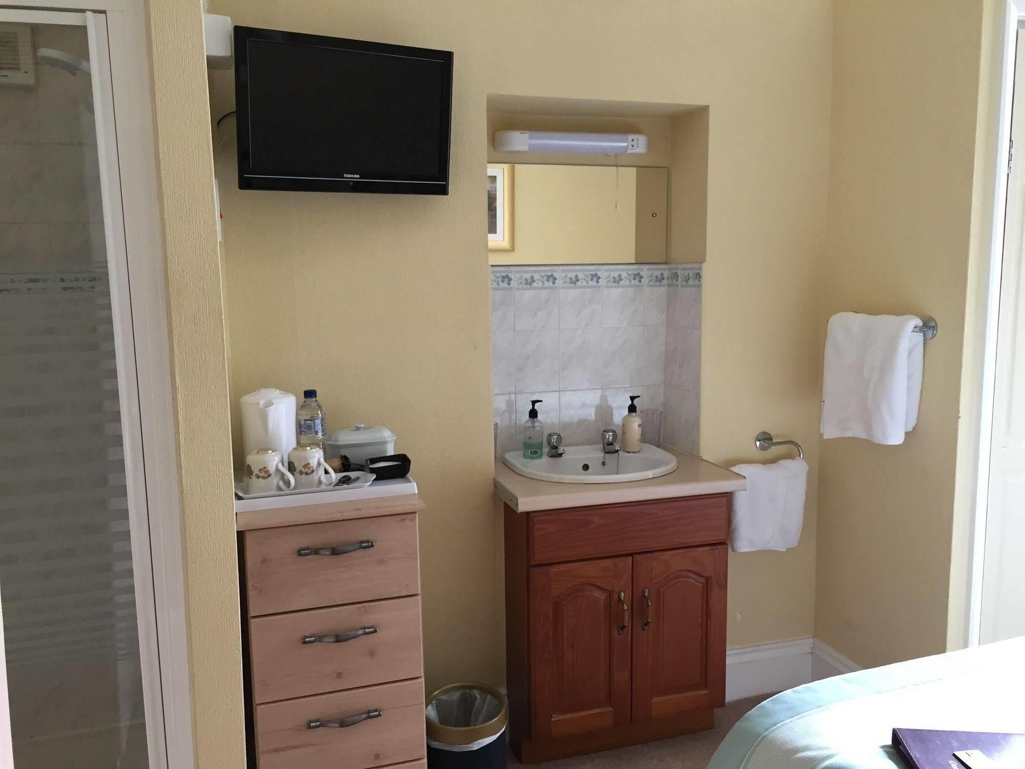 פלימות' Edgcumbe Guest House מראה חיצוני תמונה