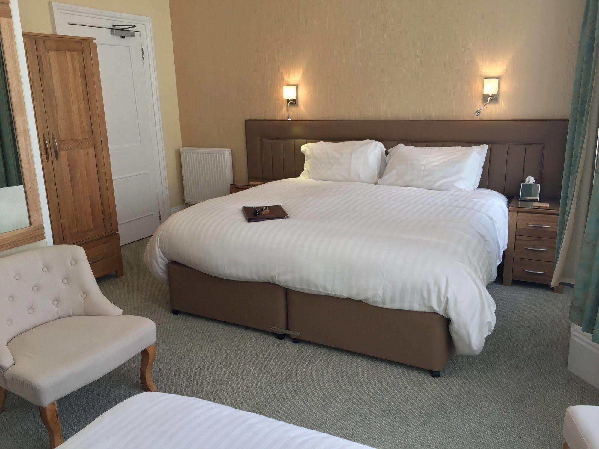 פלימות' Edgcumbe Guest House מראה חיצוני תמונה